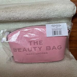 NWT MARC JACOBS THE BEAUTY BAG INPINK RIBBON LEATHER